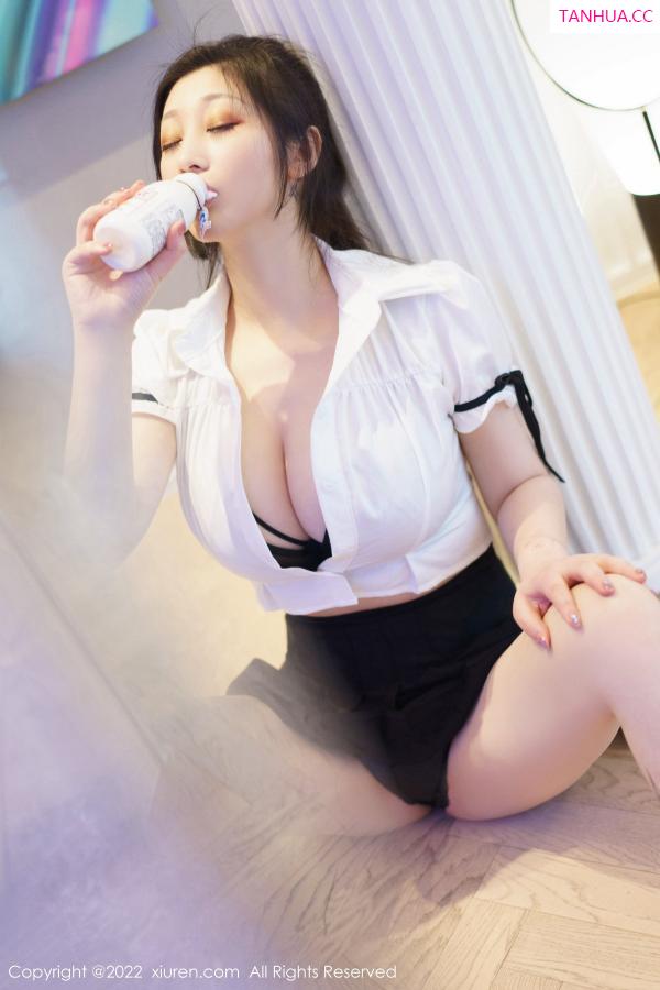 柠檬c_lemon 妲己_Toxic [XiuRen]高清写真图 2022.11.04 No.5807 妲己_Toxic 丰腴美臀第29张图片